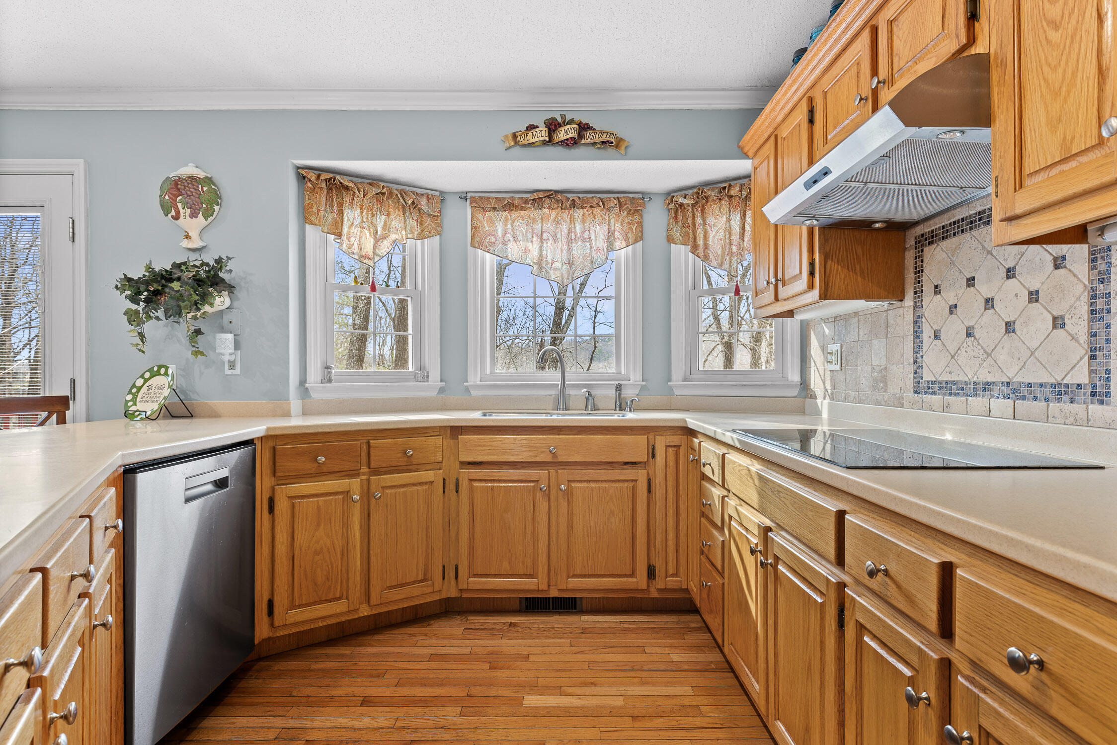 5702 Queen Mary Lane, Chattanooga, Tennessee image 15