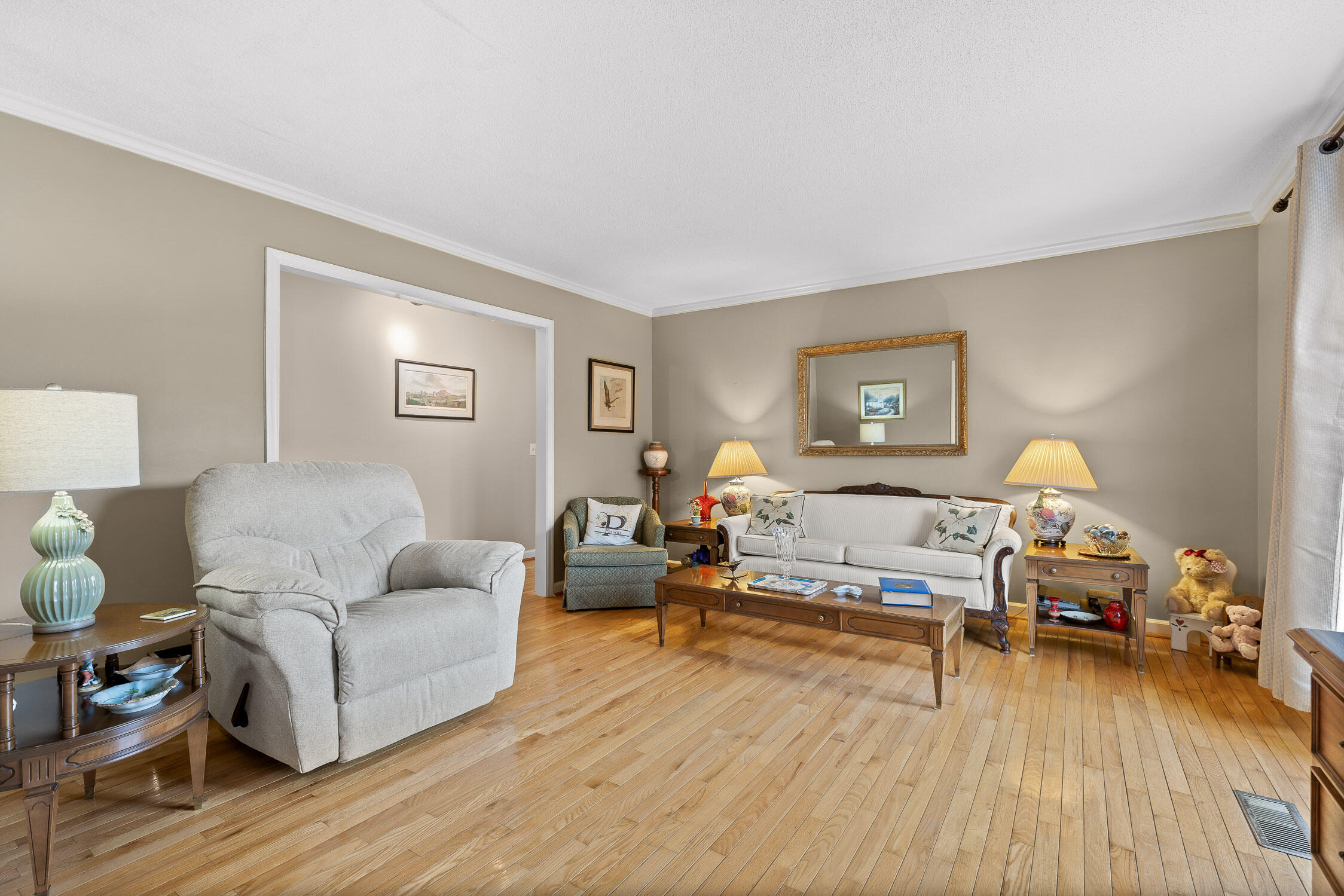 5702 Queen Mary Lane, Chattanooga, Tennessee image 9