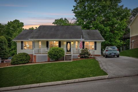 Photo of 6824 Sawtooth Drive, Ooltewah, TN 37363 (MLS # 1533356)