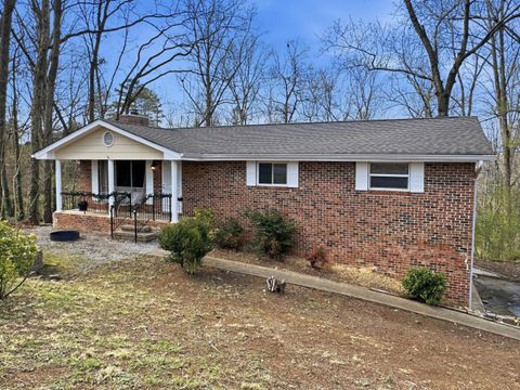 Photo of 1017 N Sanctuary Road, Chattanooga, TN 37421 (MLS # 1530065)