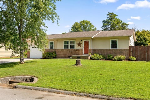 Homes For Sale - 1837 S Prairie Circle<br/> Hixson, TN 37343