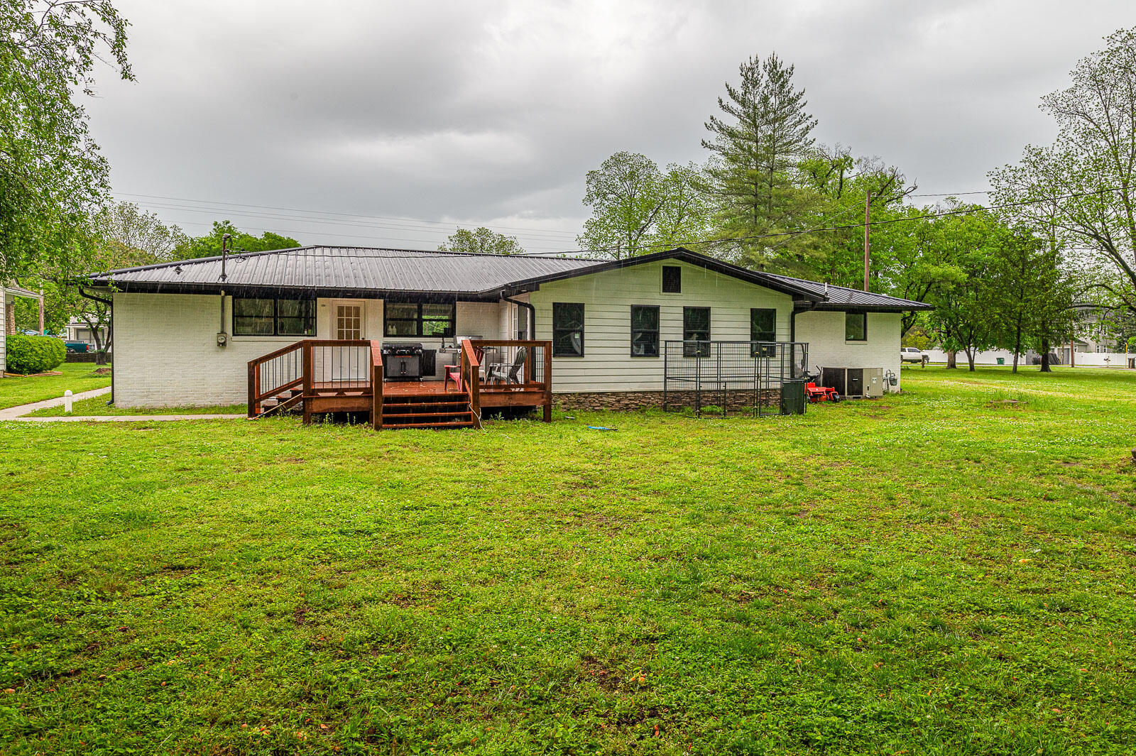 403 19th Street, South Pittsburg, Tennessee image 3