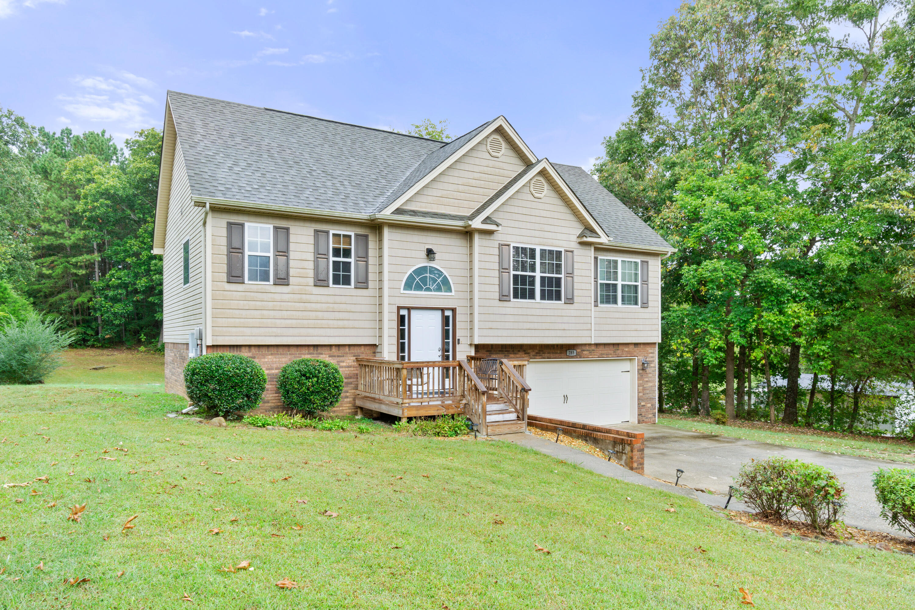 285 Cooper Road