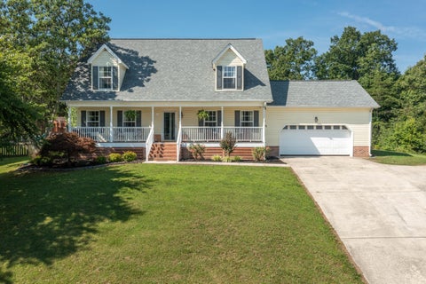 Photo of 1004 Chariot Drive, Soddy Daisy, TN 37379 (MLS # 1537184)