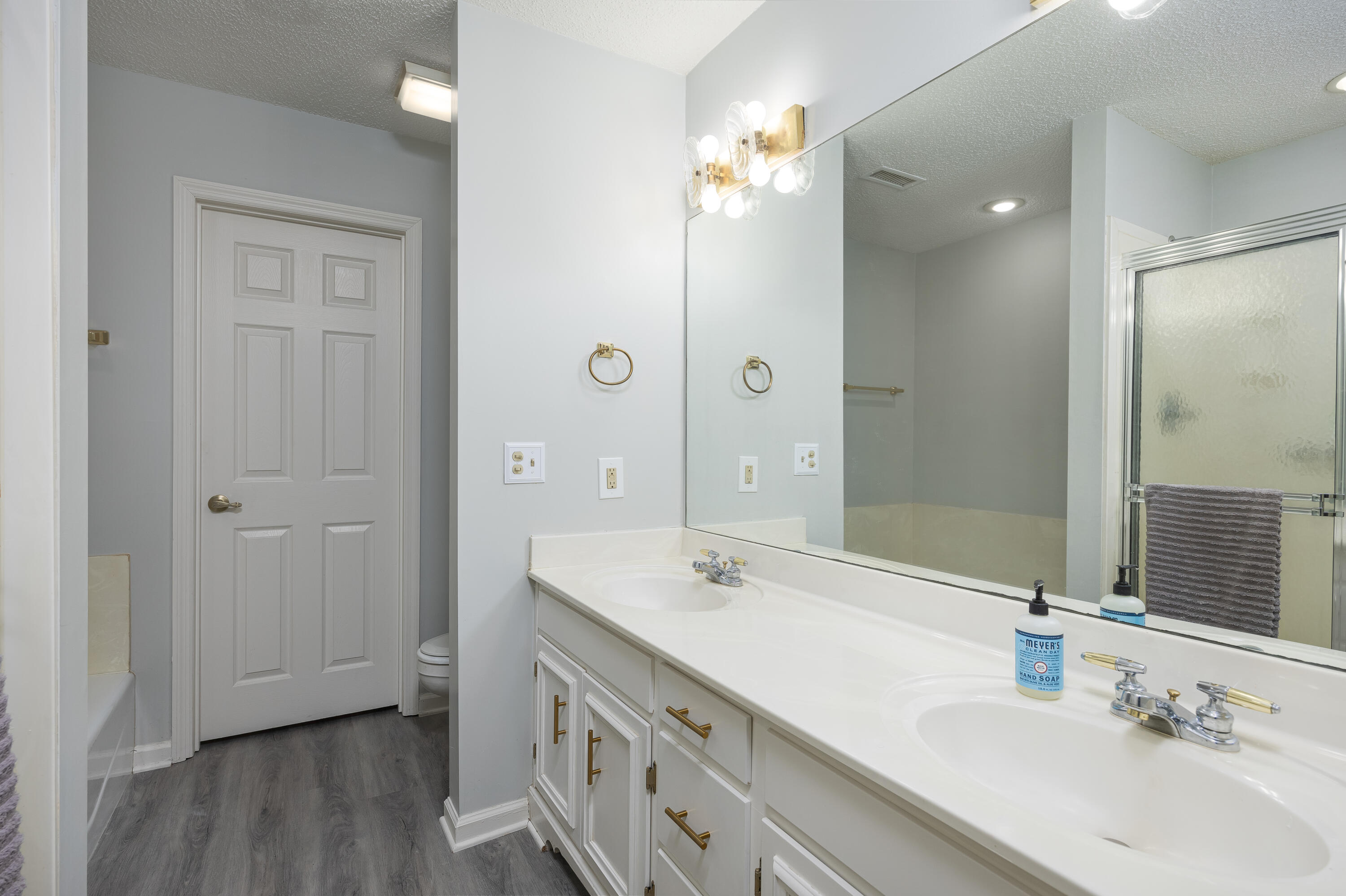 6721 Hickory Manor Circle, Chattanooga, Tennessee image 17