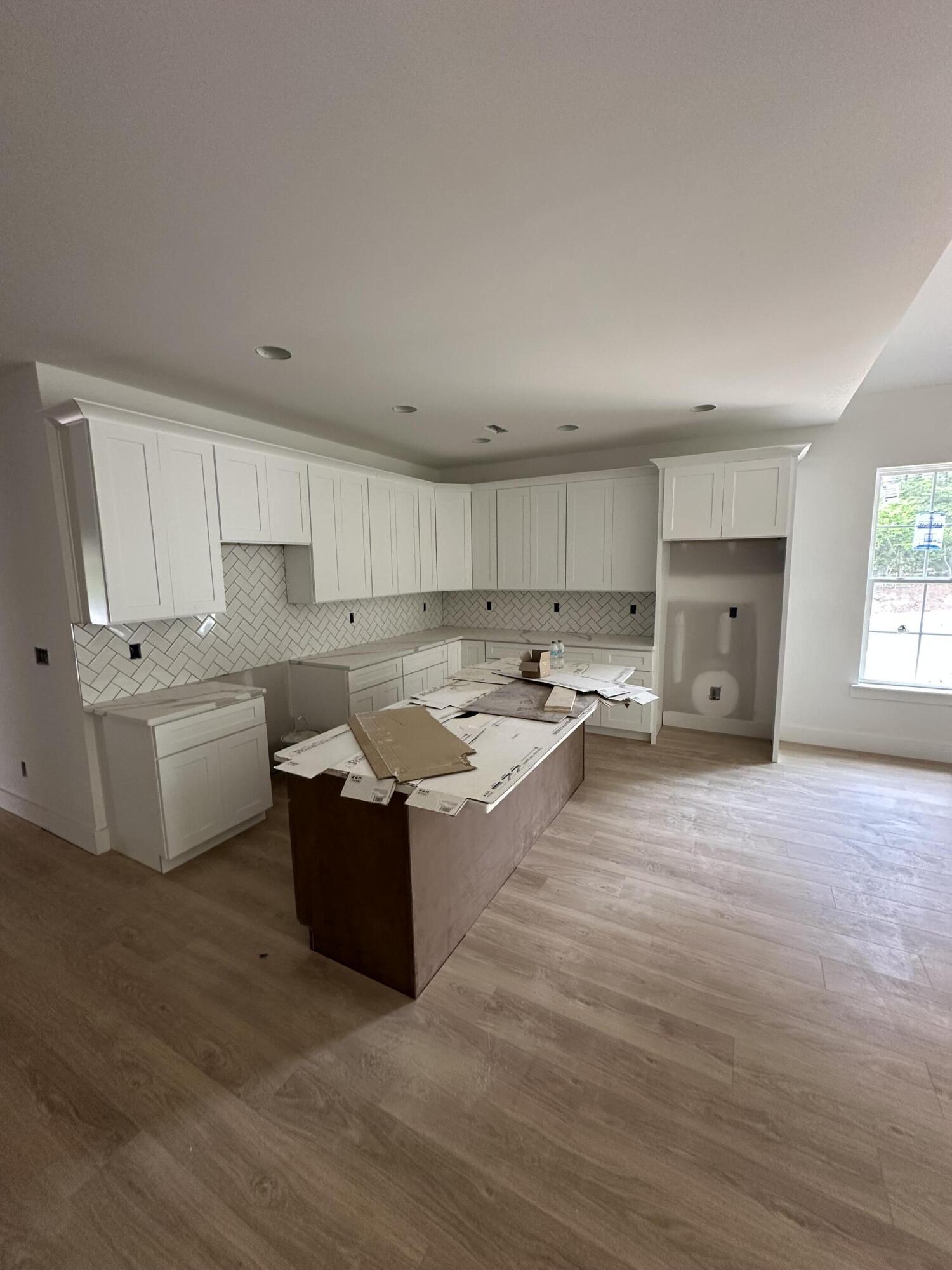 2027 Paige Meadows Court, Hixson, Tennessee image 2