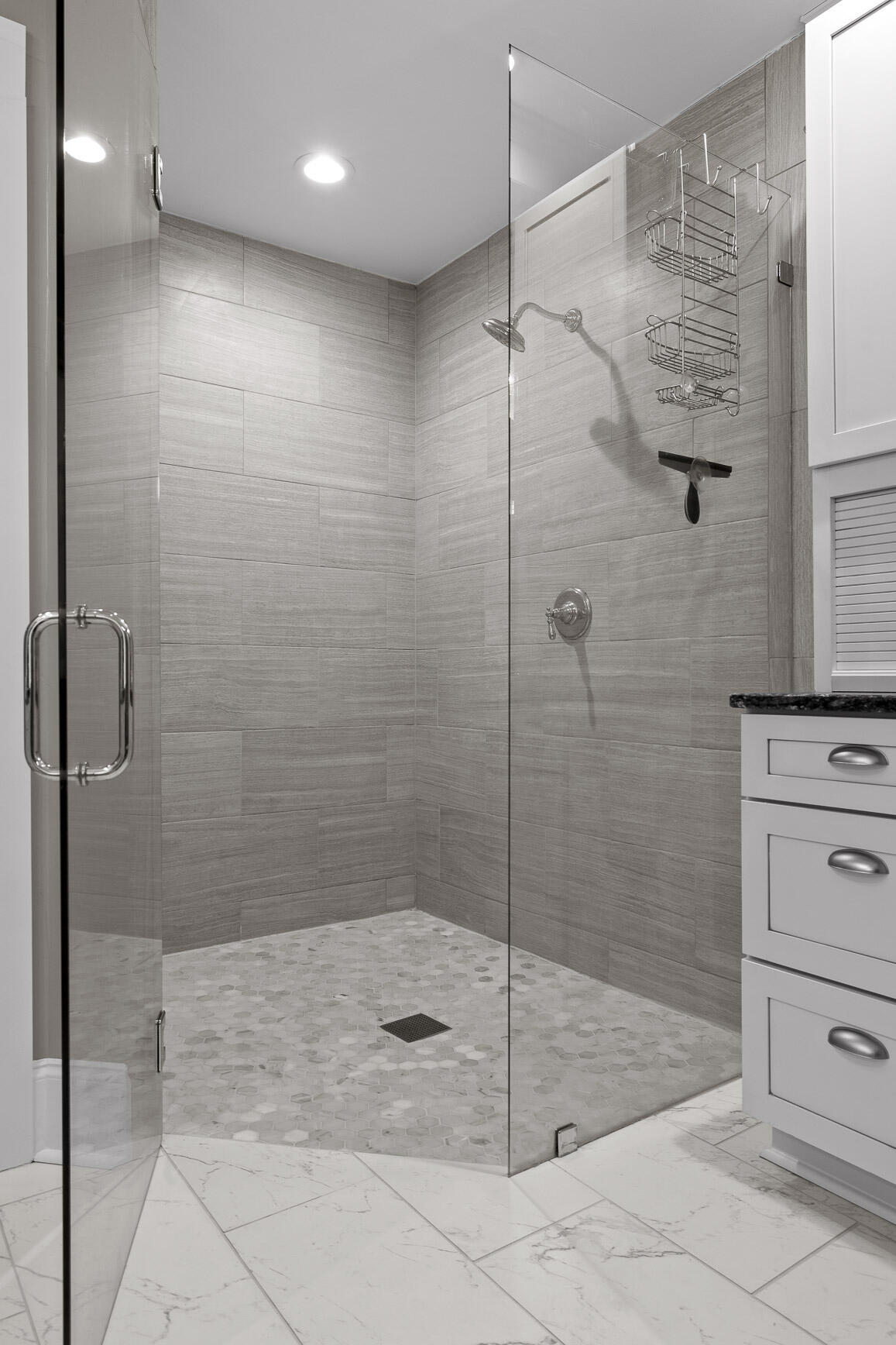 Dalton, Georgia 30720, United States, 3 Bedrooms Bedrooms, ,4 BathroomsBathrooms,Residential,Active,3256