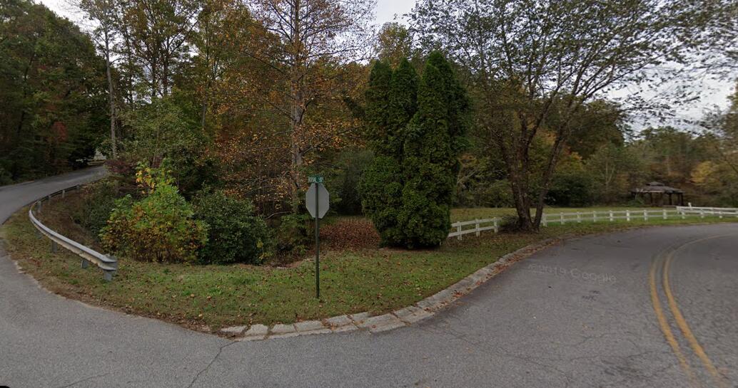 73 Summit Ridge Drive SE