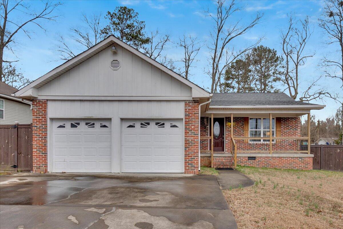 1493 Hale Bowden Drive, Dalton, Georgia image 2