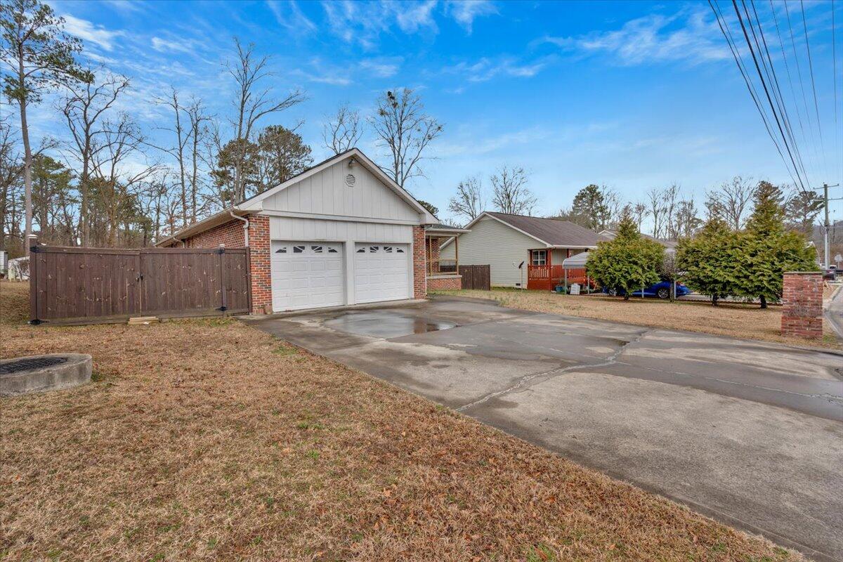1493 Hale Bowden Drive, Dalton, Georgia image 29