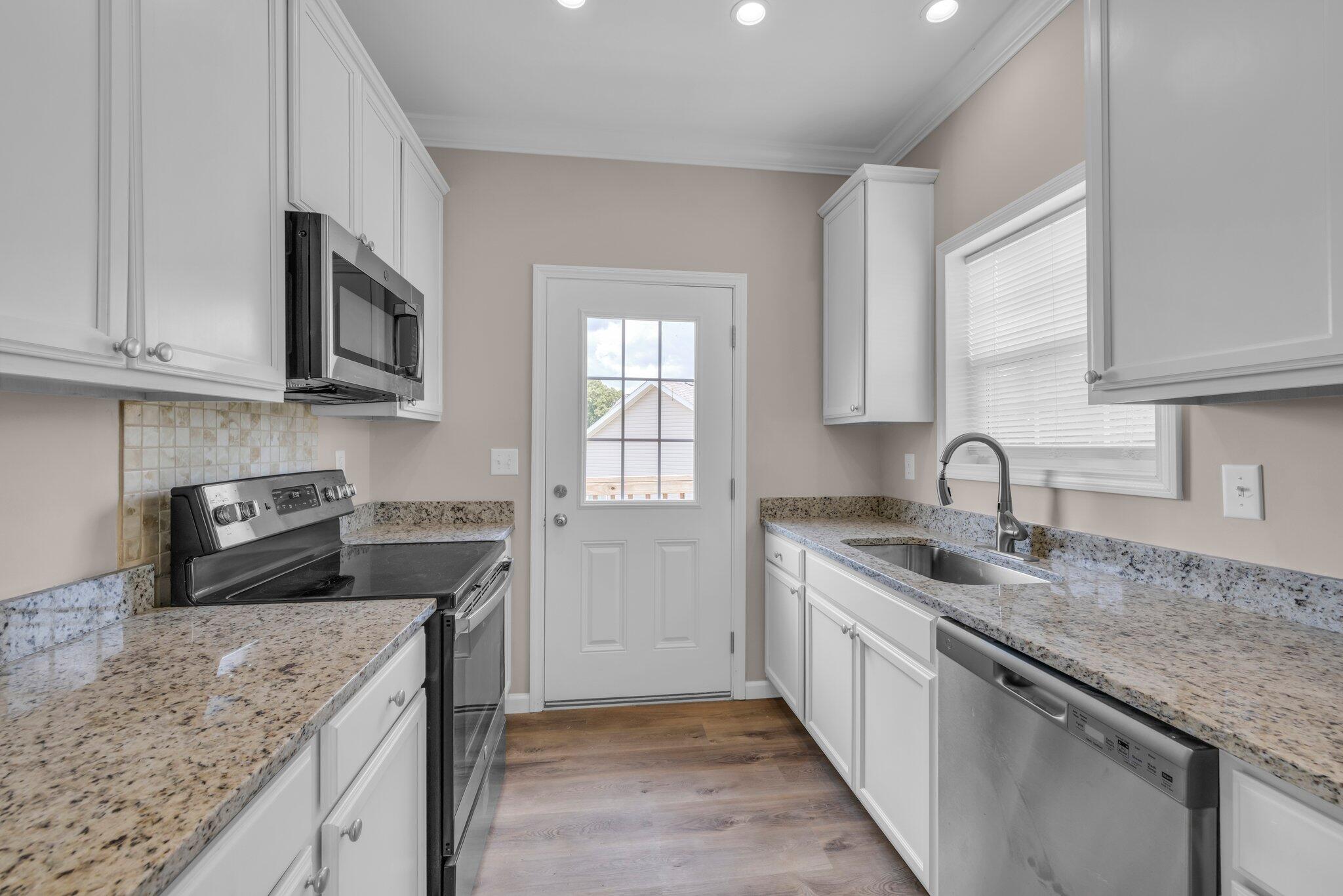 185 Waters Edge Drive, Spring City, Tennessee image 8