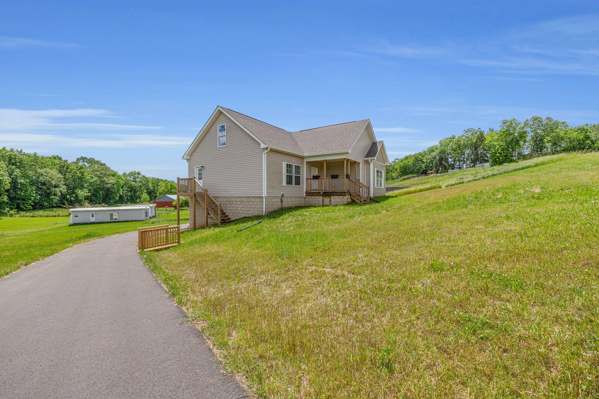185 Waters Edge Drive, Spring City, Tennessee image 38