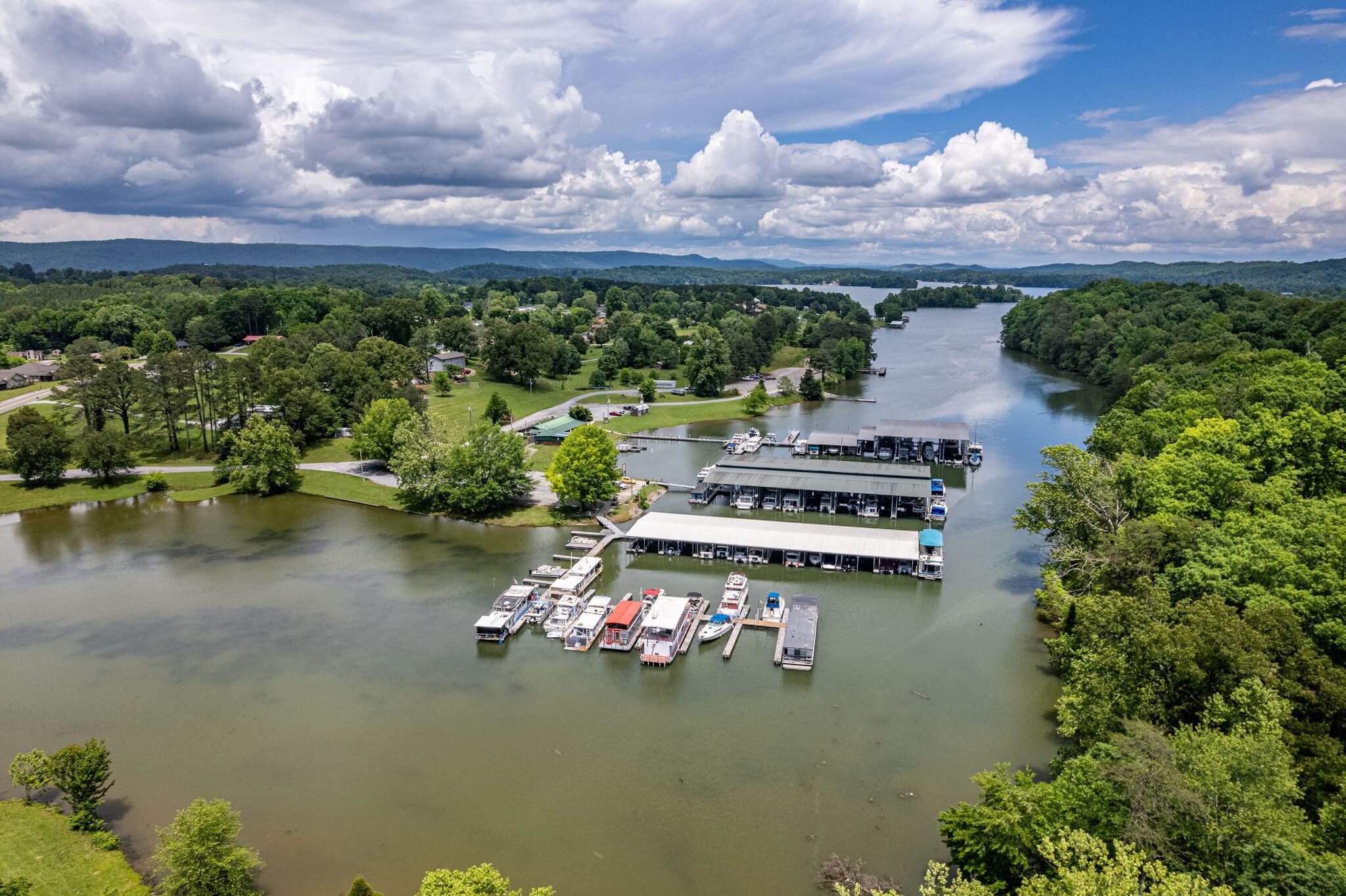 185 Waters Edge Drive, Spring City, Tennessee image 30