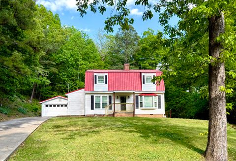 Photo of 120 Latonia Drive NE, Dalton, GA 30721 (MLS # 1533413)