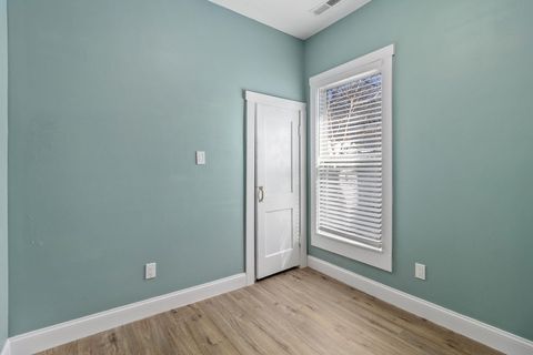 Tiny photo for 1607 E 50th Street, Chattanooga, TN 37407 (MLS # 1529028)