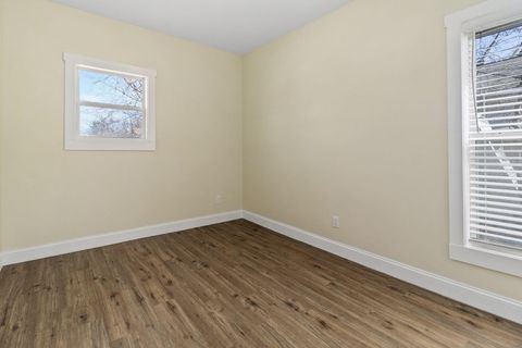 Tiny photo for 1607 E 50th Street, Chattanooga, TN 37407 (MLS # 1529028)