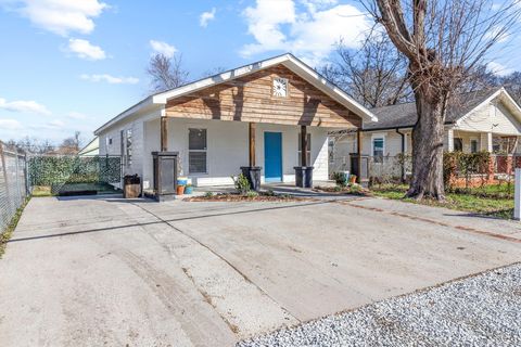 Tiny photo for 1607 E 50th Street, Chattanooga, TN 37407 (MLS # 1529028)