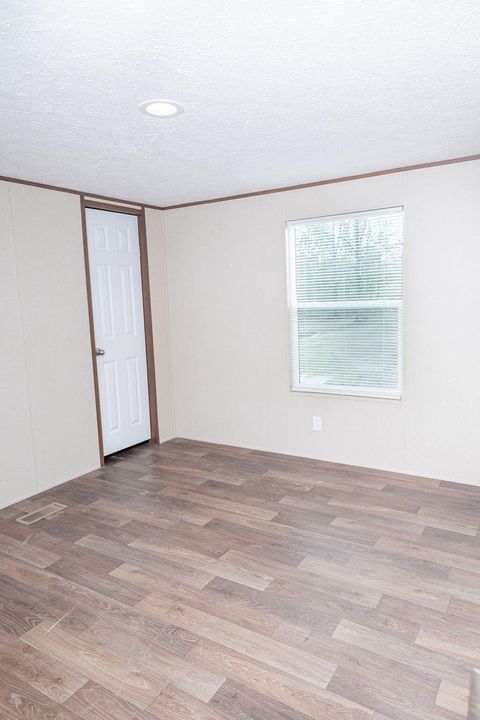 Tiny photo for 1337 Ridgeway Road, LaFayette, GA 30728 (MLS # 1527784)