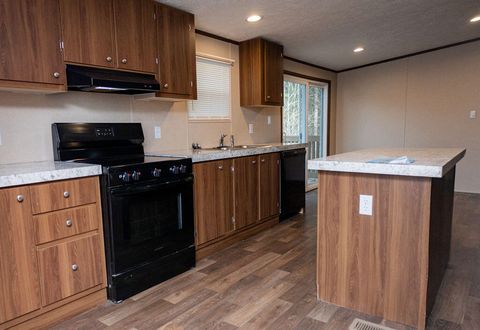 Tiny photo for 1337 Ridgeway Road, LaFayette, GA 30728 (MLS # 1527784)