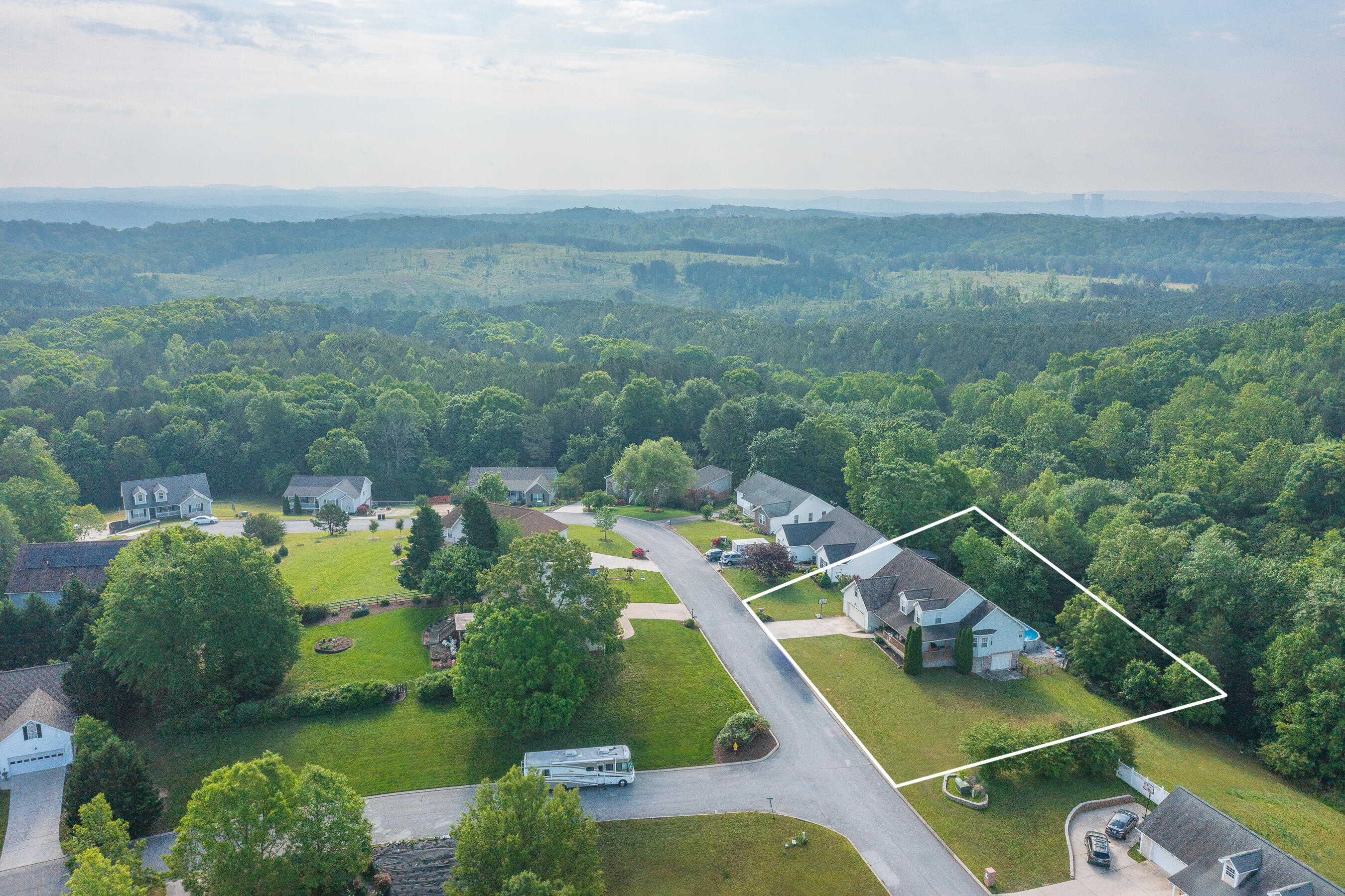 1052 Trojan Run Drive, Soddy Daisy, Tennessee image 32
