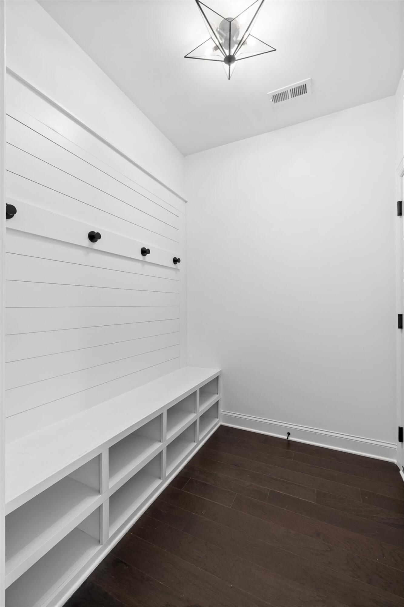 Ooltewah, Tennessee 37363, United States, 3 Bedrooms Bedrooms, ,2 BathroomsBathrooms,Residential,Active,243964