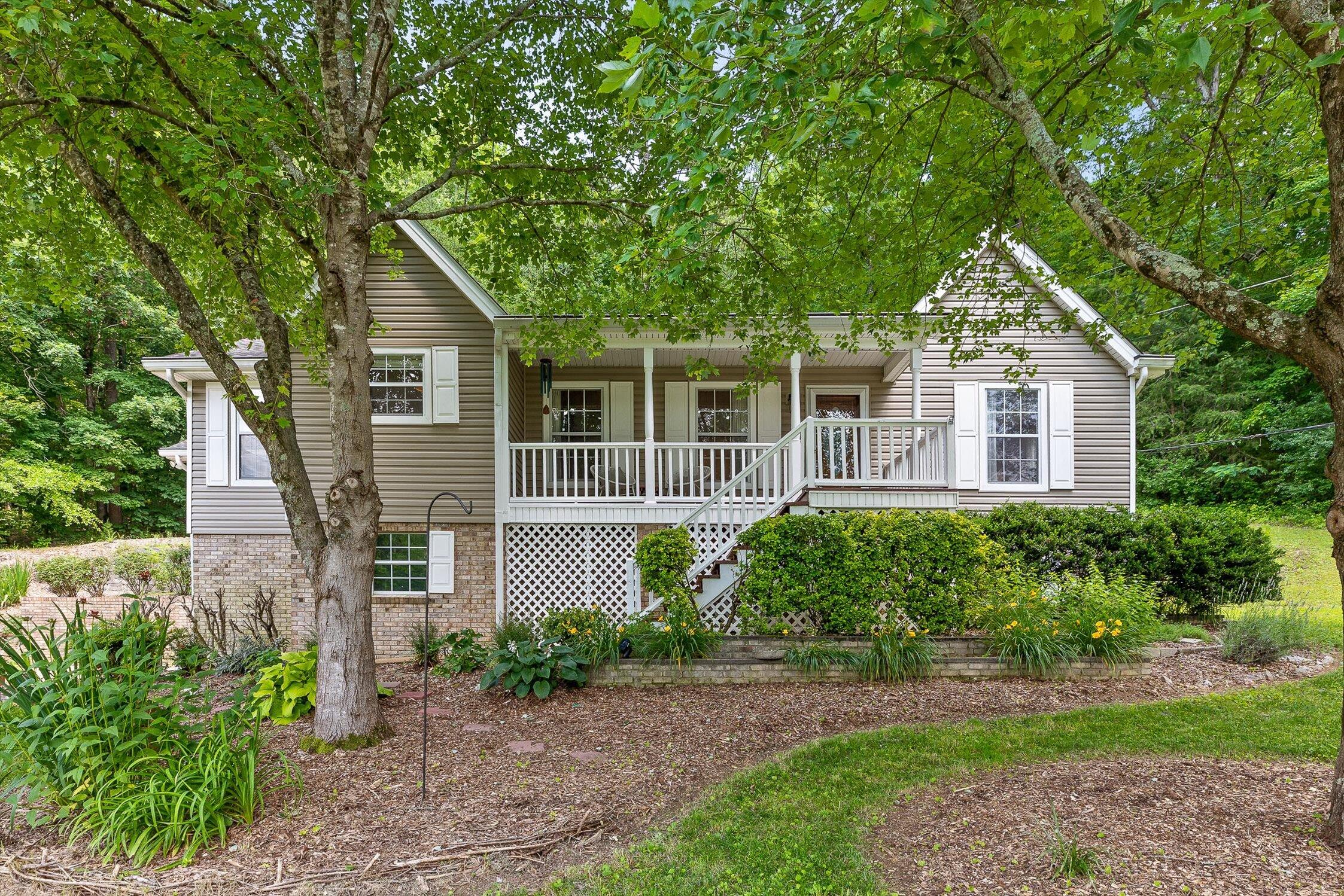 5726 Browntown Road, Chattanooga, Tennessee image 1