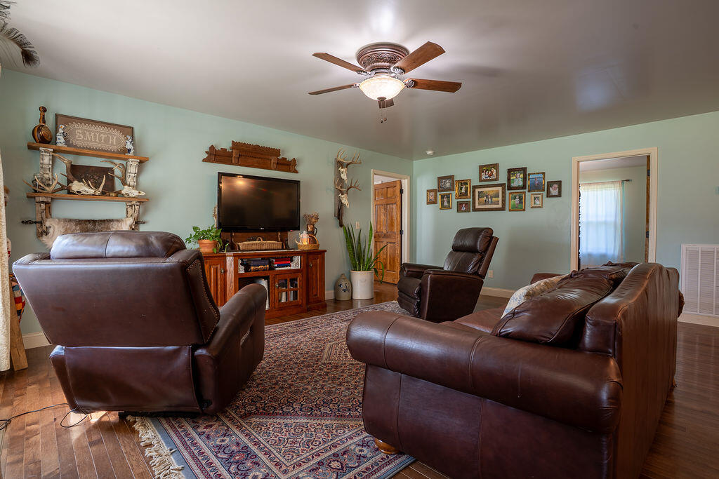 Bryant, Alabama 35958, United States, 4 Bedrooms Bedrooms, ,2 BathroomsBathrooms,Residential,Active,170046