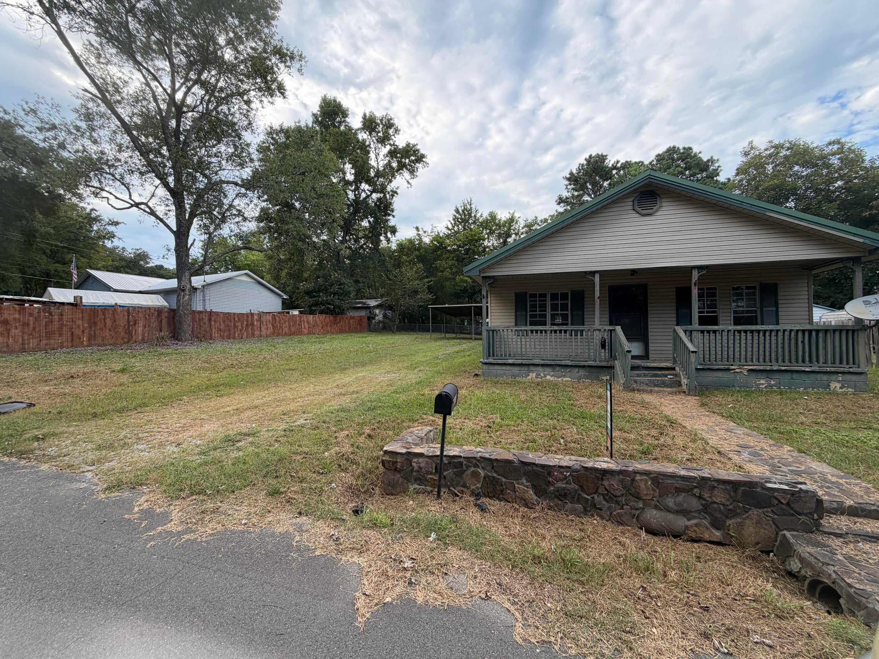 808 Mclemore Street