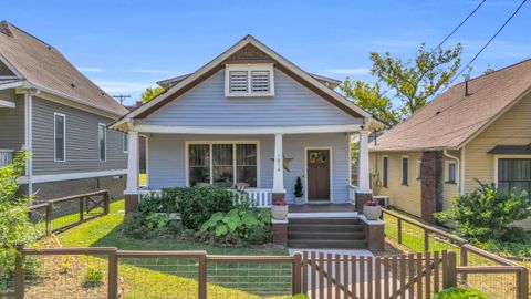 Photo of 1814 Duncan Avenue, Chattanooga, TN 37404 (MLS # 1520955)