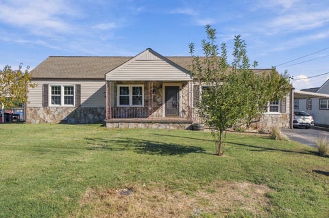 Photo of 9 Woodard Circle, Chattanooga, TN 37412 (MLS # 1544987)