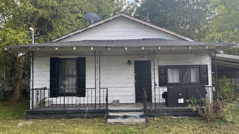 Photo of 110 W Oak Street, Rossville, GA 30741 (MLS # 1523222)