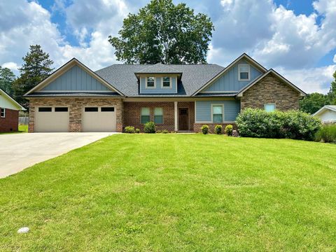 Photo of 1711 Clayton Drive, Chattanooga, TN 37421 (MLS # 1526569)