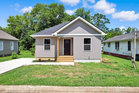 Homes For Sale - 3705 6th Avenue<br/> Hamilton County County, Chattanooga, TN 37407