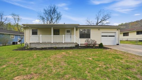 Photo of 304 Browntown Road, Chattanooga, TN 37415 (MLS # 1531307)
