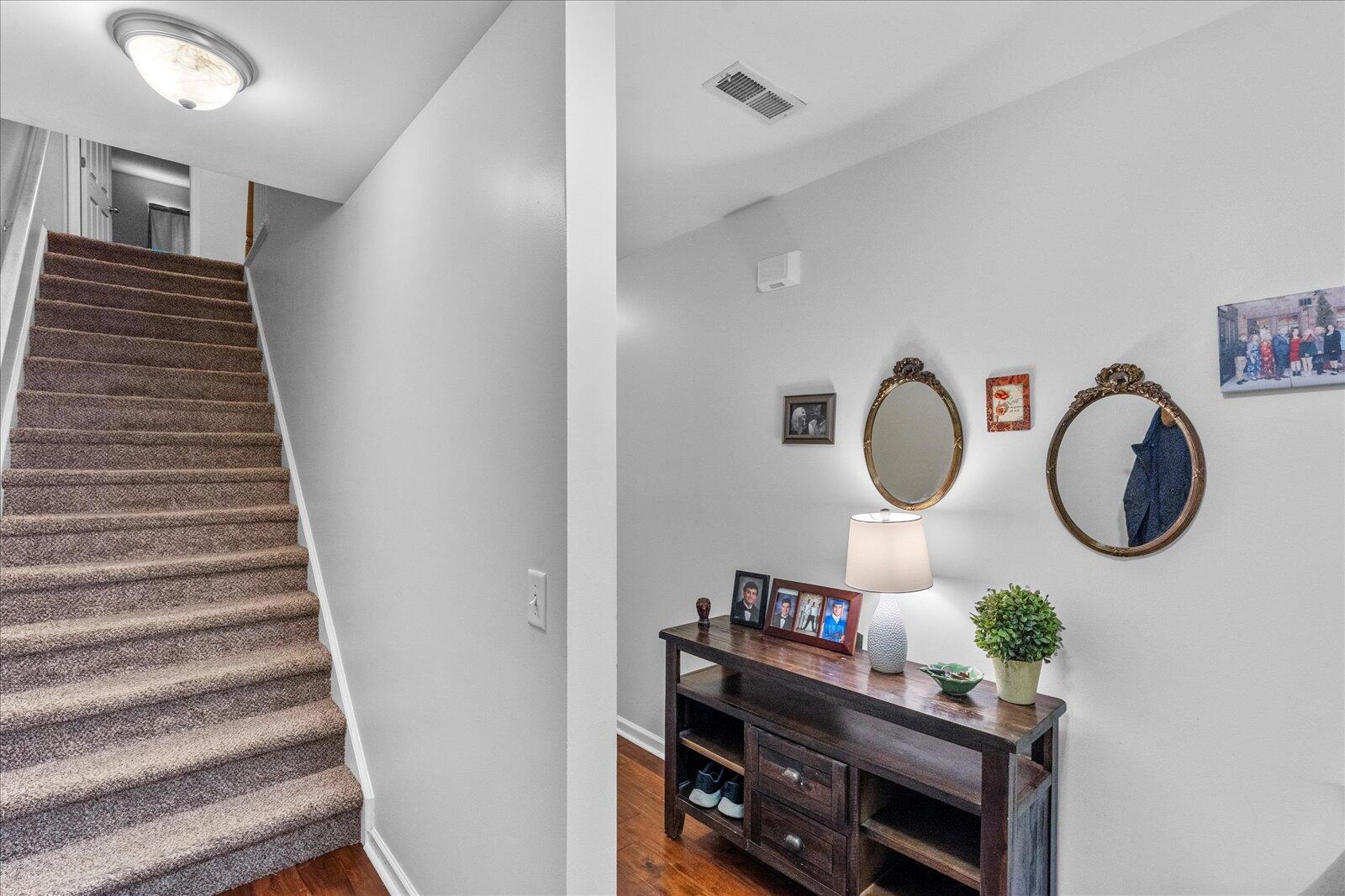 9051 Haileys Pond Drive, Ooltewah, Tennessee image 4