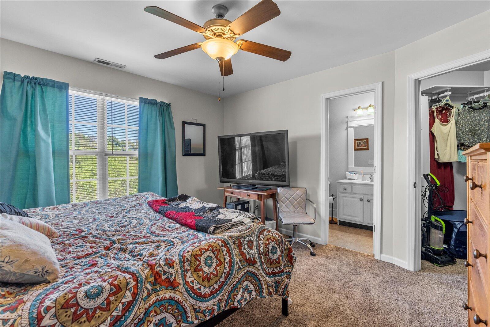 9051 Haileys Pond Drive, Ooltewah, Tennessee image 18
