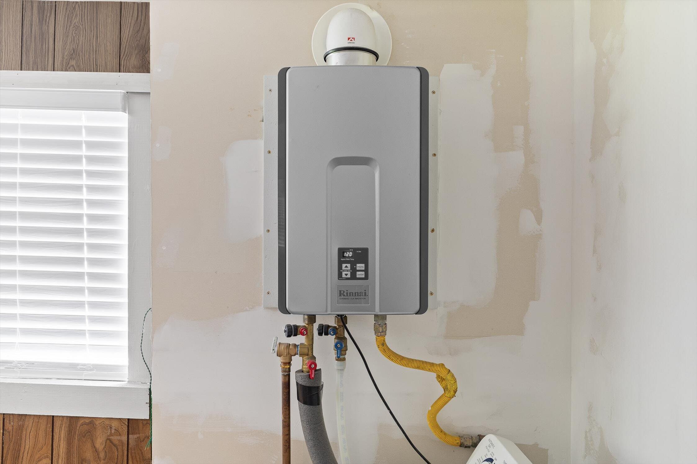 Chattanooga, Tennessee 37419, United States, 2 Bedrooms Bedrooms, ,1 BathroomBathrooms,Residential,Pending,209162