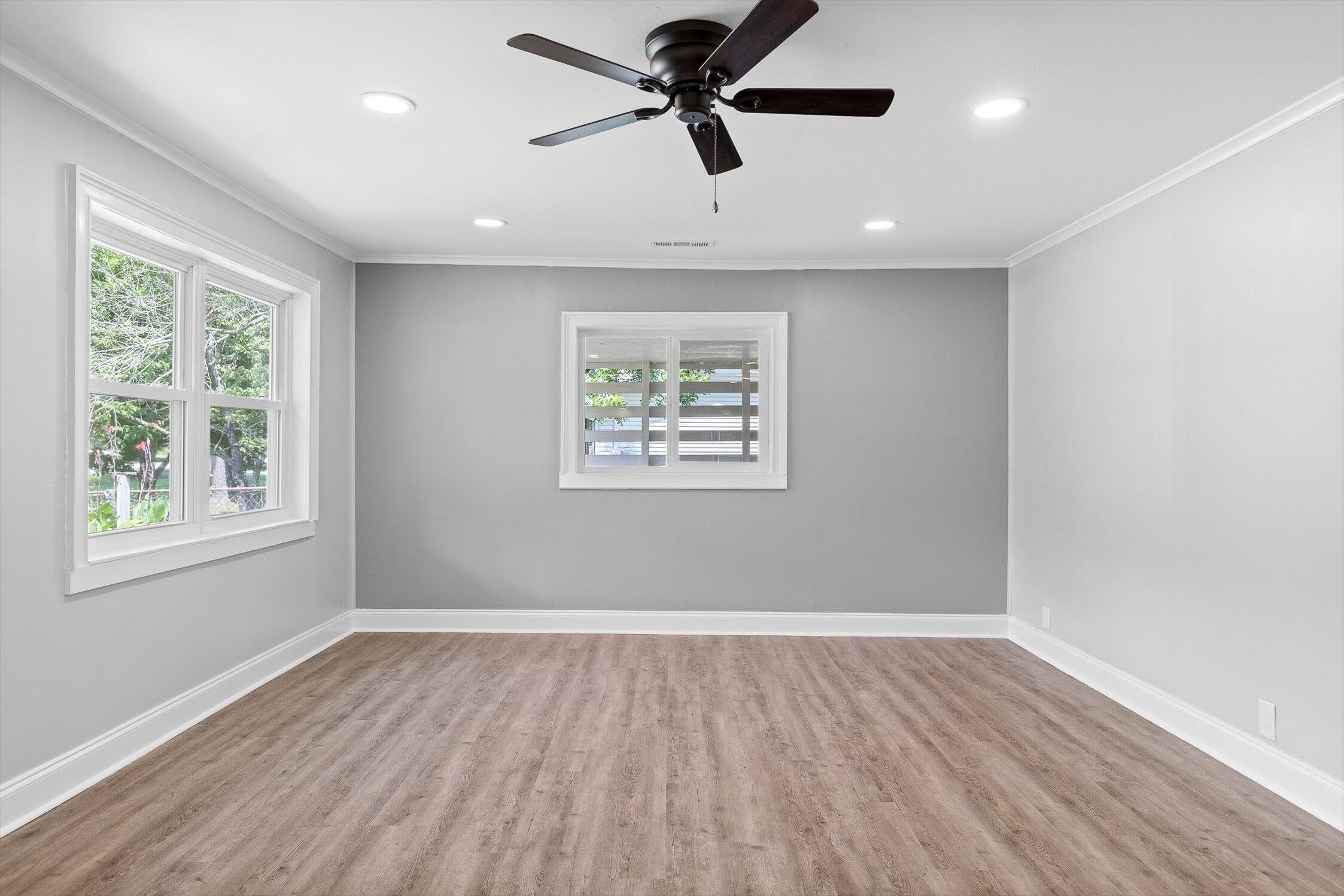 Chattanooga, Tennessee 37419, United States, 2 Bedrooms Bedrooms, ,1 BathroomBathrooms,Residential,Pending,209162