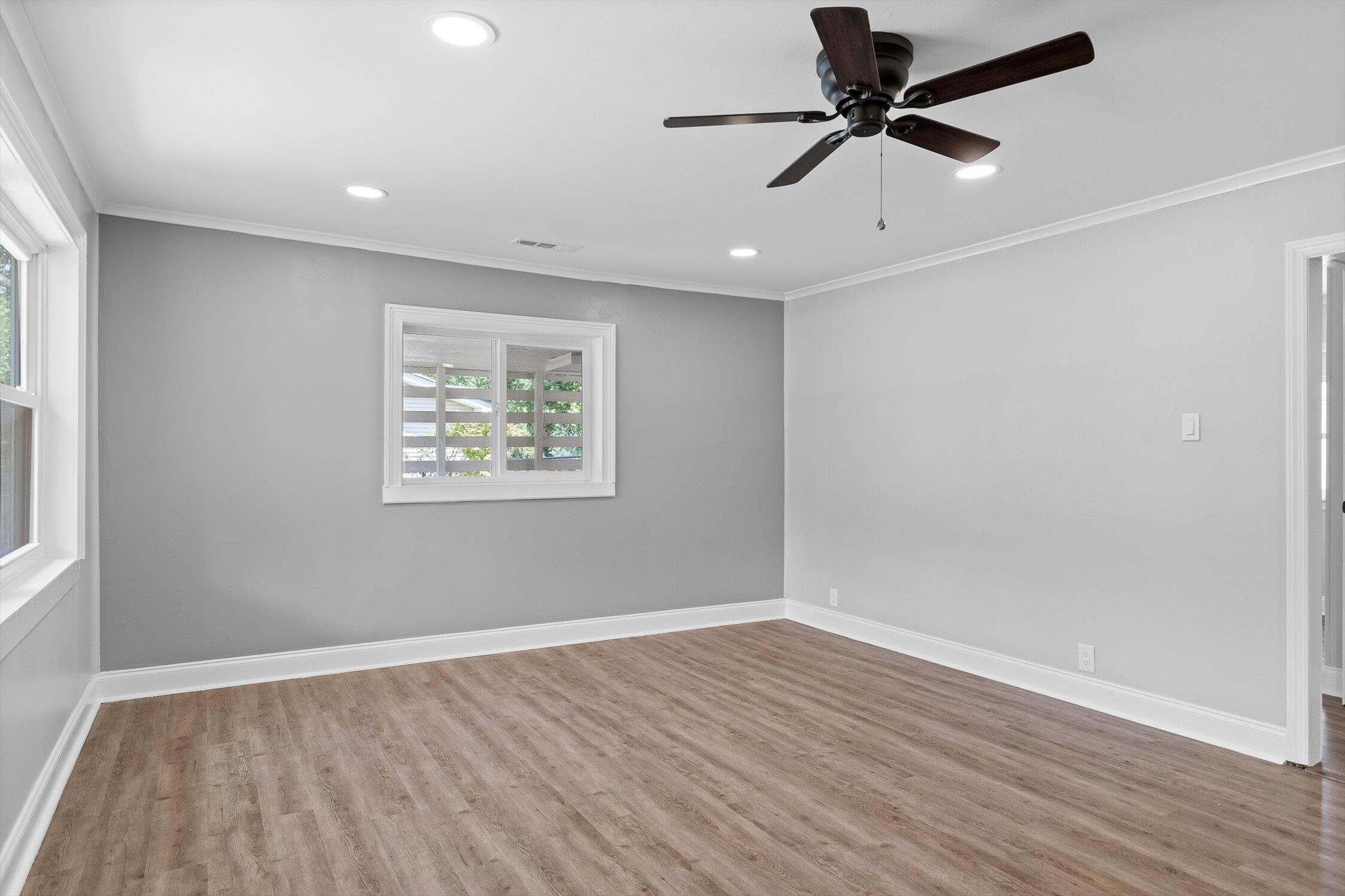 Chattanooga, Tennessee 37419, United States, 2 Bedrooms Bedrooms, ,1 BathroomBathrooms,Residential,Pending,209162