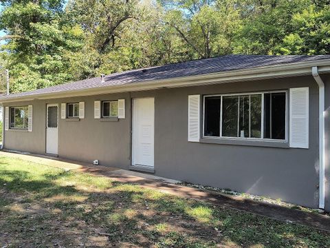 Photo of 671 Lupton Drive, Chattanooga, TN 37415 (MLS # 1535051)