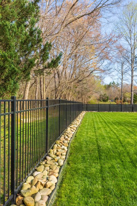 Tiny photo for 251 County Road 1121, Athens, TN 37303 (MLS # 1531192)