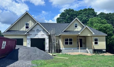 Photo of 645 Rochester Place, Cohutta, GA 30710 (MLS # 1535591)