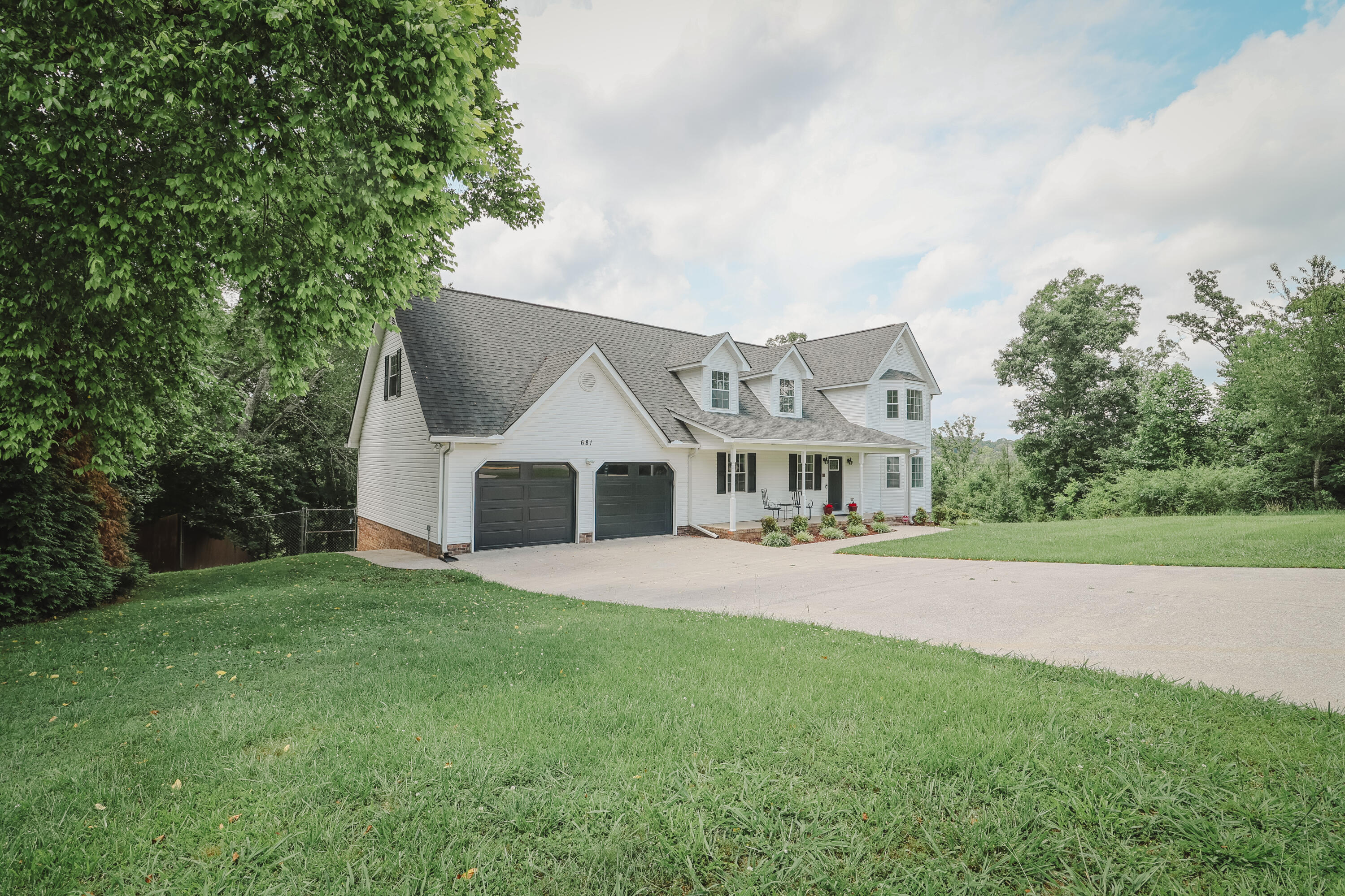 681 Blue Bird Lane