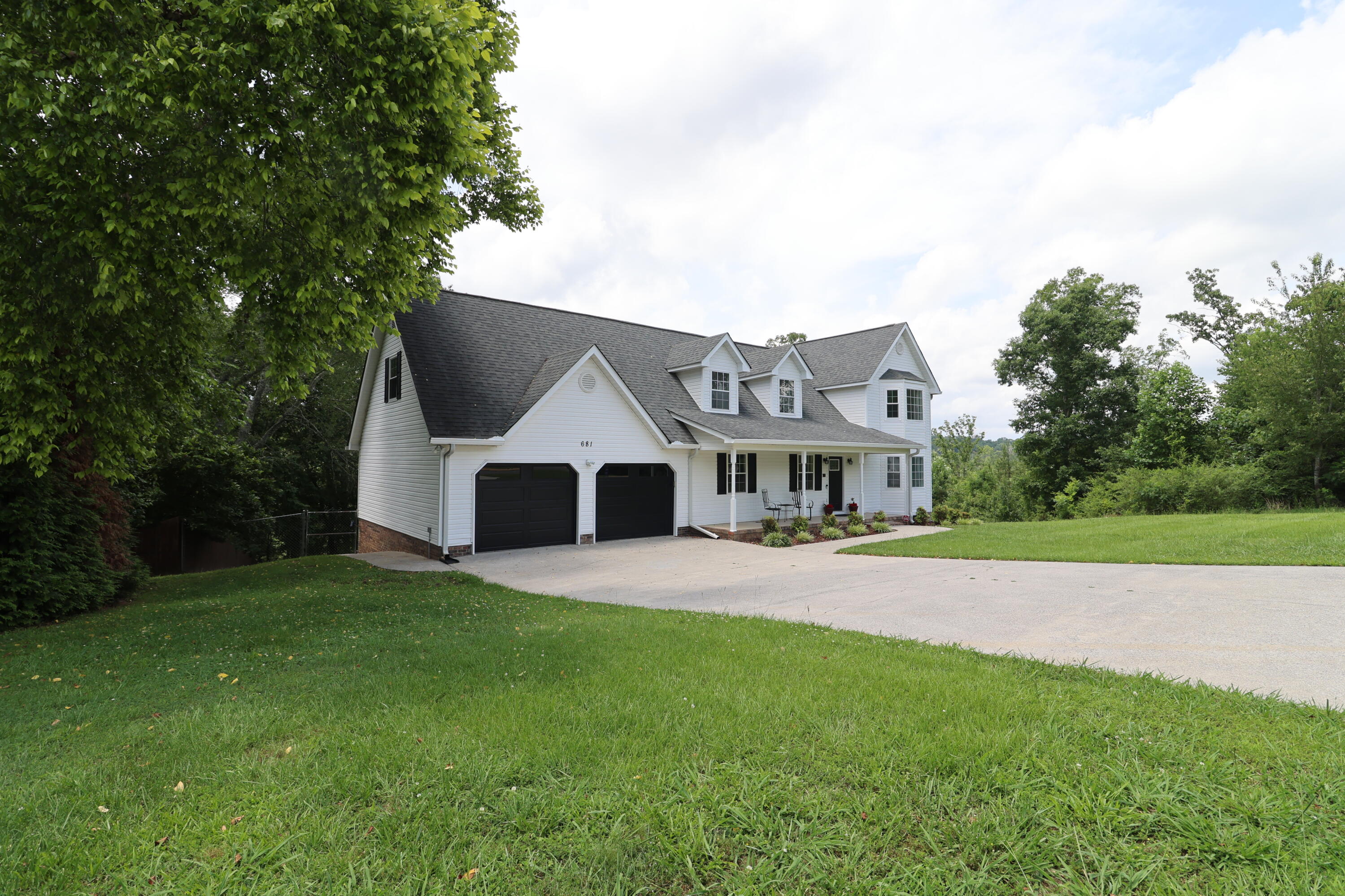 681 Blue Bird Lane