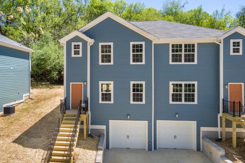 Photo of 1054 E Elmwood Drive, Chattanooga, TN 37405 (MLS # 1532914)
