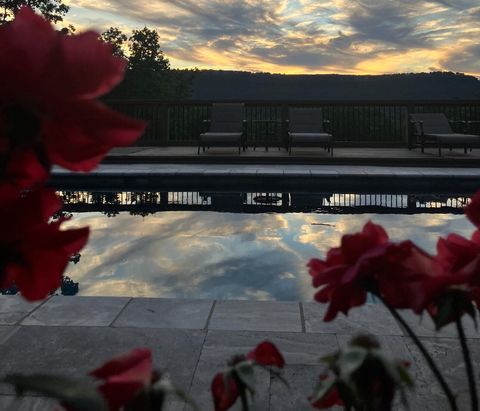 Tiny photo for 5977 Crestview Drive, Hixson, TN 37343 (MLS # 1529481)