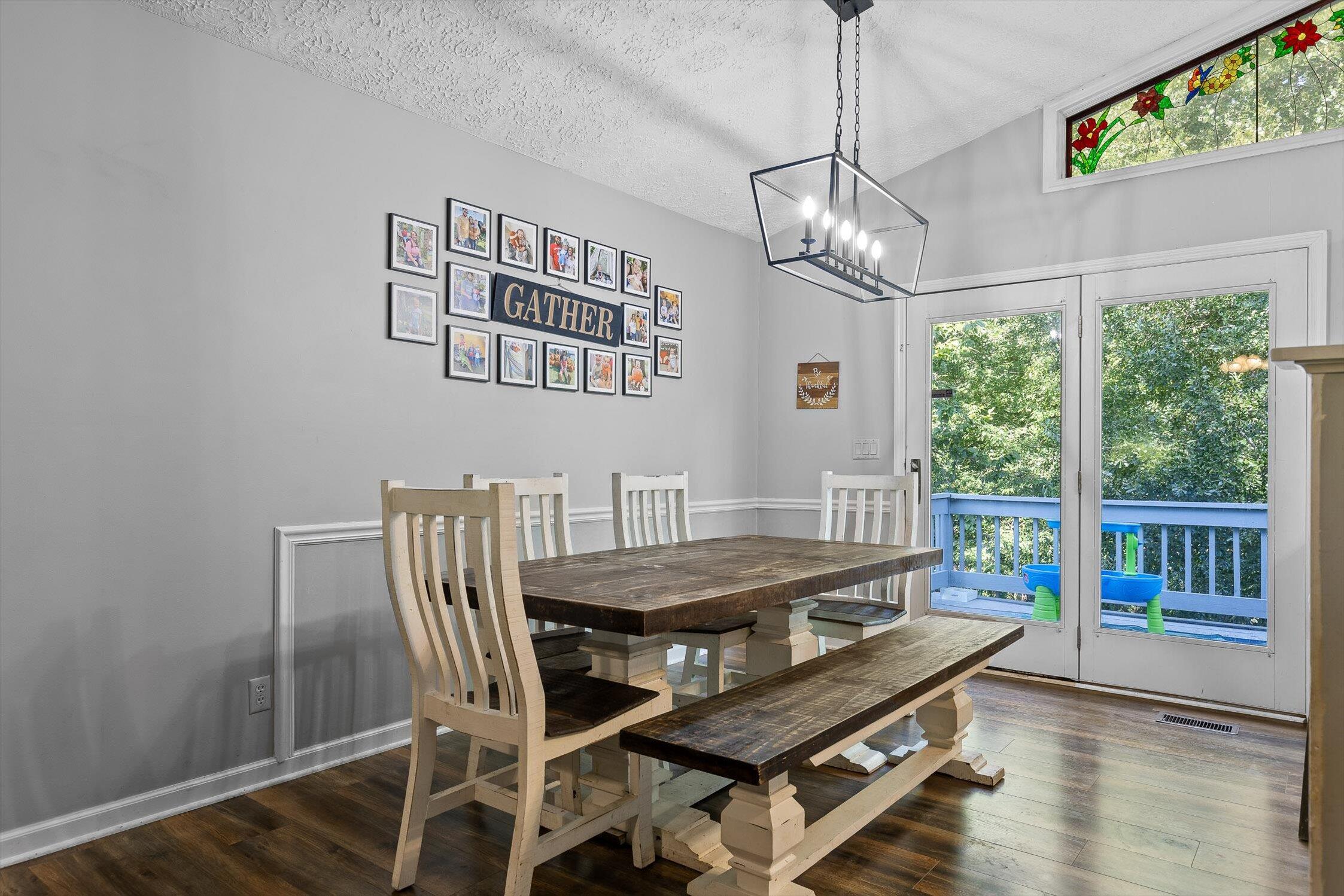 Chattanooga, Tennessee 37412, United States, 4 Bedrooms Bedrooms, ,3 BathroomsBathrooms,Residential,Active,200632