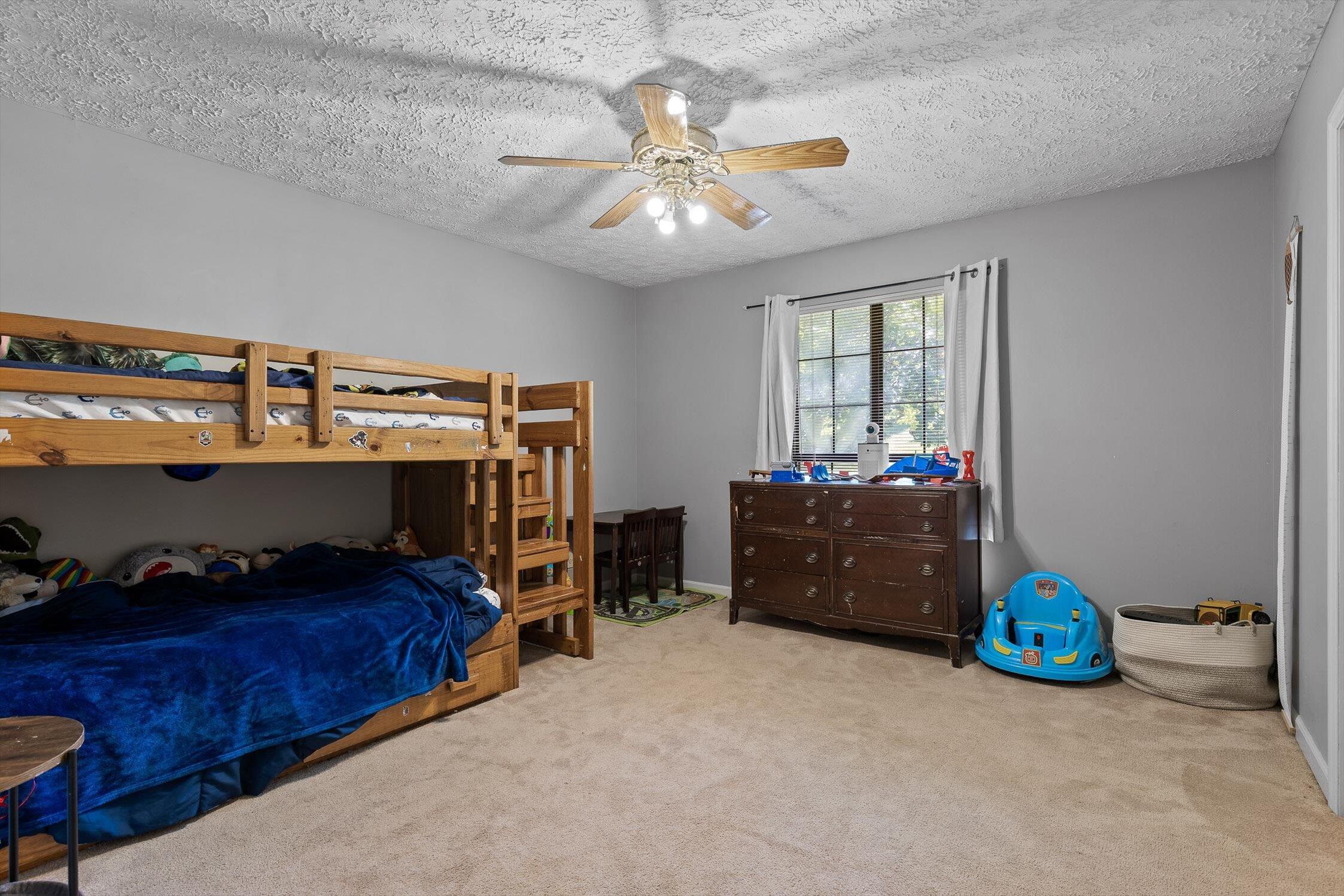 Chattanooga, Tennessee 37412, United States, 4 Bedrooms Bedrooms, ,3 BathroomsBathrooms,Residential,Active,200632