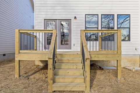 Tiny photo for 1848 Newell Avenue, Chattanooga, TN 37404 (MLS # 1530708)