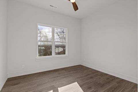 Tiny photo for 1848 Newell Avenue, Chattanooga, TN 37404 (MLS # 1530708)